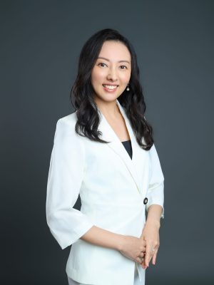 櫻井沙織上半身写真